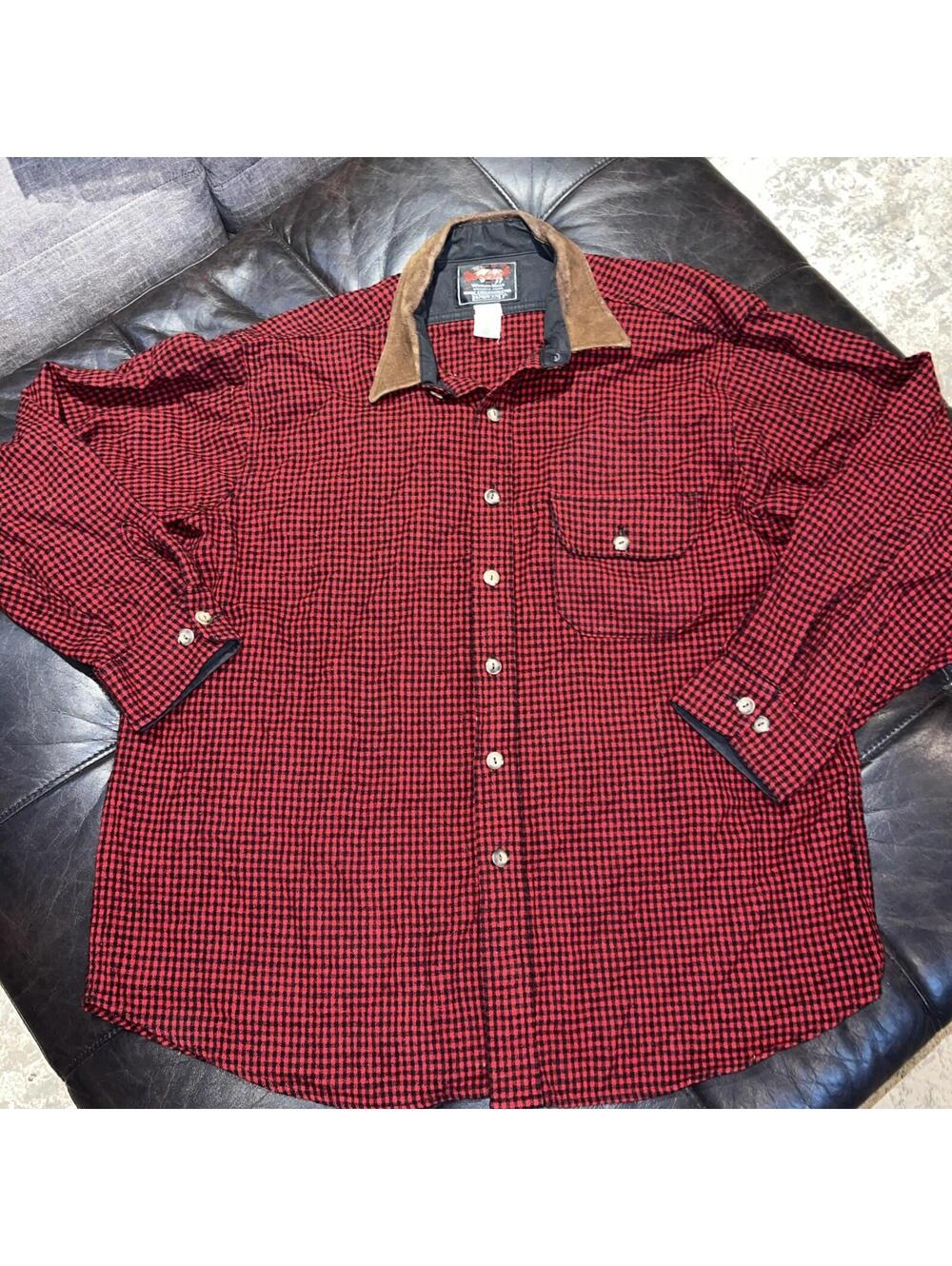 VTG WOOLRICH Woolen Mills USA Men’s L Red Plaid Wool Flannel Button Shirt